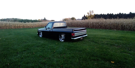 tonneau cover Chevrolet